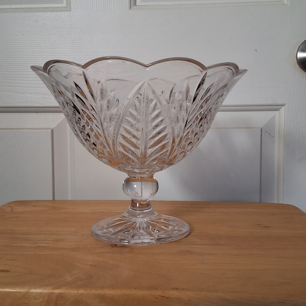 Decorative bowl